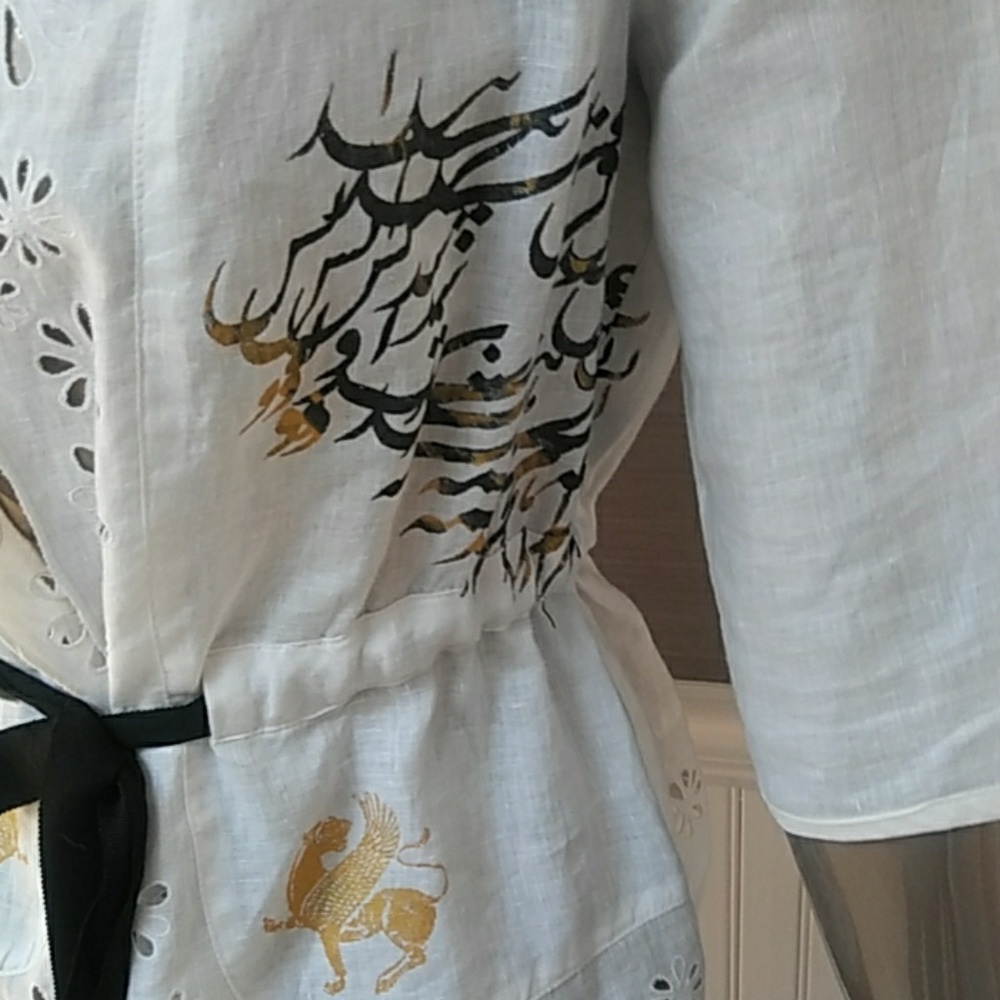 Pure DKNY 3/4 sleeve linen drawstring top, size 2 - Picture 3 of 7